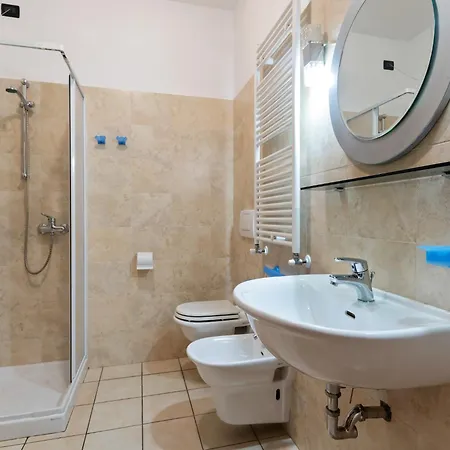 Semesterbostad In With Pool & Views Bardolino