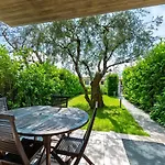 Ferienhaus In With Pool & Views Bardolino