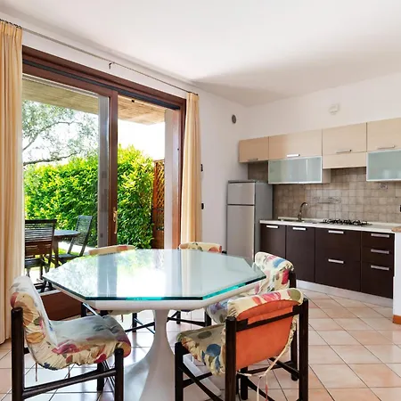 In With Pool & Views Bardolino