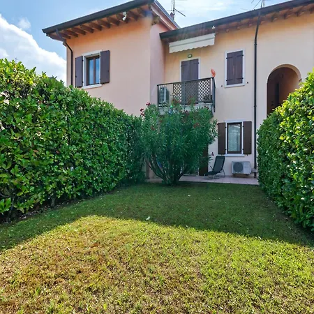 In With Pool & Views Bardolino